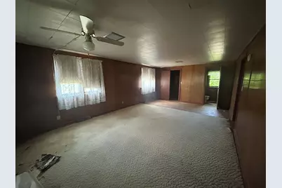 1624 N 300 W, Winamac, IN 46996 - Photo 4