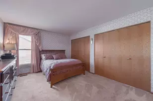 2467 W 85th Ave, Merrillville, IN 46410 - Photo 14