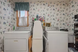 2467 W 85th Ave, Merrillville, IN 46410 - Photo 8