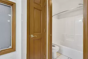 7674 E Potato Hole Ct, New Carlisle, IN 46552 - Photo 26