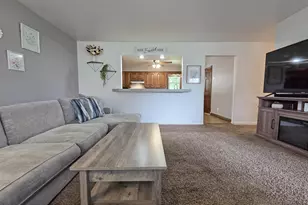 1606 Brookview Ct, Hobart, IN 46342 - Photo 8