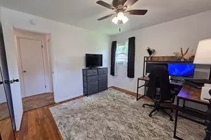 1606 Brookview Ct, Hobart, IN 46342 - Photo 22