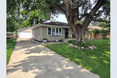 1606 Brookview Court, Hobart, IN 46342 - Photo 2