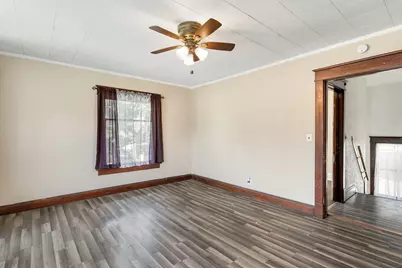 201 Maple Avenue, La Porte, IN 46350 - Photo 10