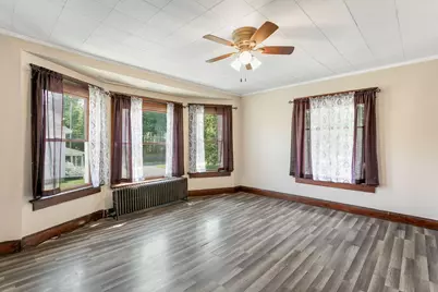 201 Maple Avenue, La Porte, IN 46350 - Photo 8