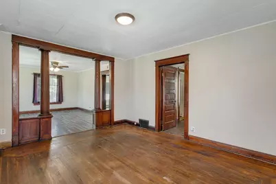 201 Maple Avenue, La Porte, IN 46350 - Photo 12