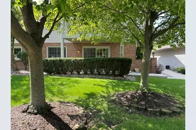 2112 Terrace Drive #2112, Highland, IN 46322 - Photo 2