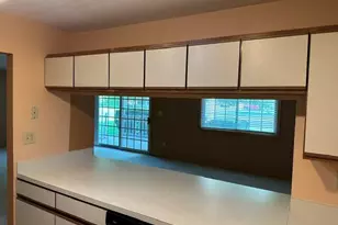 2112 Terrace Dr, Highland, IN 46322 - Photo 10