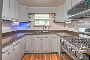 24215 Euclid Ave, Schneider, IN 46376 - Photo 18