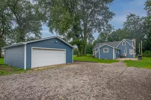 24215 Euclid Ave, Schneider, IN 46376 - Photo 4