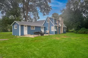 24215 Euclid Ave, Schneider, IN 46376 - Photo 2