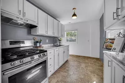 8115 Wicker Park Drive, Highland, IN 46322 - Photo 8