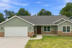 406 Kapok Street SW, Demotte, IN 46310 - Photo 1