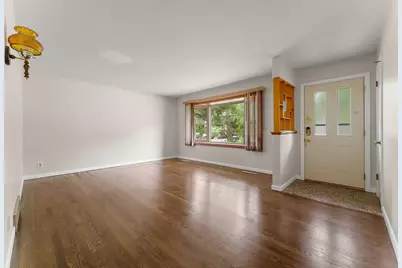 6826 Kentucky Avenue, Hammond, IN 46323 - Photo 2