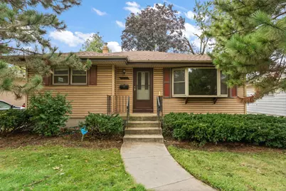 6826 Kentucky Avenue, Hammond, IN 46323 - Photo 1