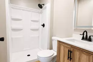 21 N Shield St, Knox, IN 46534 - Photo 6