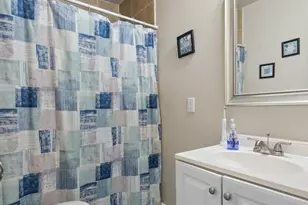 2852 Clay St, Lake Station, IN 46405 - Photo 16