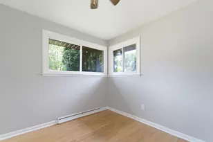 322 Oriole Ave, Crown Point, IN 46307 - Photo 12