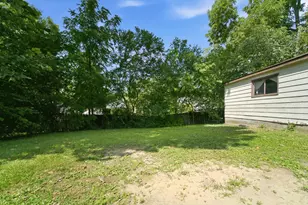 322 Oriole Ave, Crown Point, IN 46307 - Photo 22
