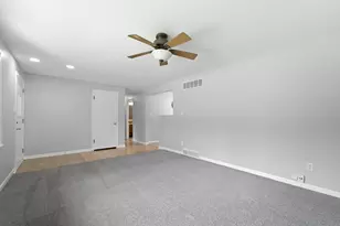 322 Oriole Ave, Crown Point, IN 46307 - Photo 6