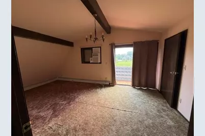 1062 N 50 W, Chesterton, IN 46304 - Photo 8