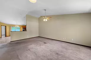 9898 Hart St, Saint John, IN 46373 - Photo 14