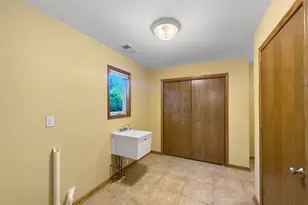 9898 Hart St, Saint John, IN 46373 - Photo 22