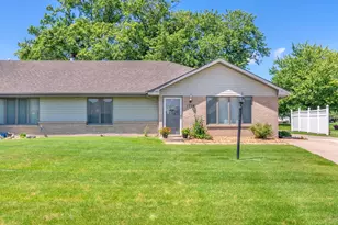 1714 Lincoln St, Hobart, IN 46342 - Photo 1
