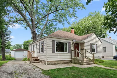 413 McKinley Street, Valparaiso, IN 46383 - Photo 2