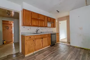 440 Cole Ct, Michigan City, IN 46360 - Photo 4
