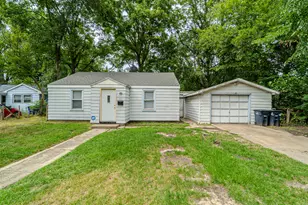 440 Cole Ct, Michigan City, IN 46360 - Photo 1
