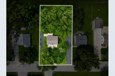 1302 Sycamore Street, Crown Point, IN 46307 - Photo 4