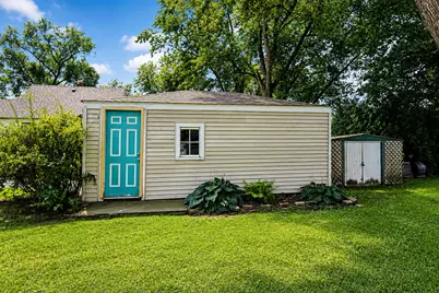 1302 Sycamore Street, Crown Point, IN 46307 - Photo 22