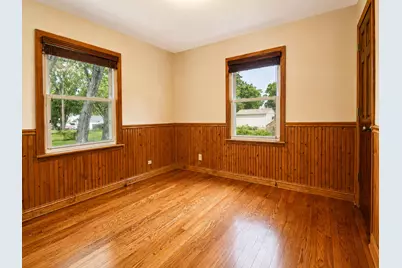 1302 Sycamore Street, Crown Point, IN 46307 - Photo 14