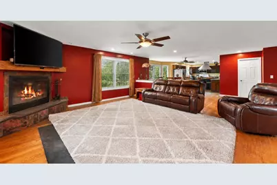 933 River Drive, Munster, IN 46321 - Photo 6