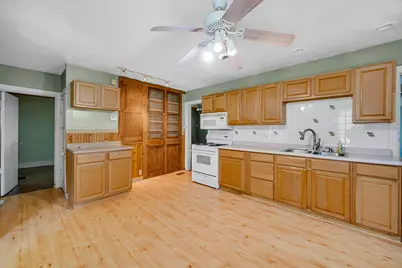 8826 N 650 E, New Carlisle, IN 46552 - Photo 2