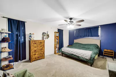 9044 Kennedy Avenue, Highland, IN 46322 - Photo 4