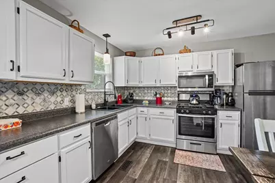 617 6th Avenue NW, Demotte, IN 46310 - Photo 6