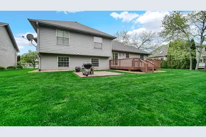 10621 Erie Drive, Crown Point, IN 46307 - Photo 52