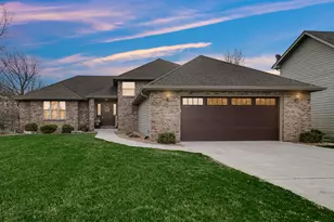10621 Erie Dr, Crown Point, IN 46307 - Photo 56