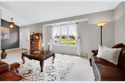 10621 Erie Drive, Crown Point, IN 46307 - Photo 60