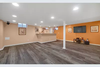 10621 Erie Drive, Crown Point, IN 46307 - Photo 12
