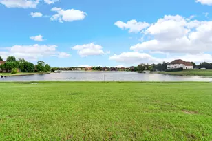 10621 Erie Dr, Crown Point, IN 46307 - Photo 20