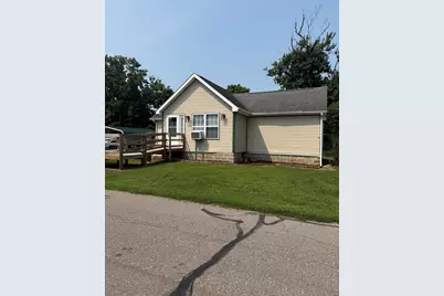307 S Fisher Street, Knox, IN 46534 - Photo 2