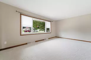 954 Chippewa Dr, Crown Point, IN 46307 - Photo 12
