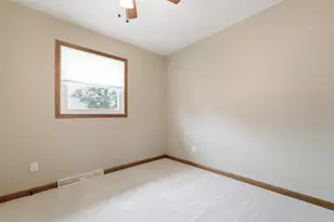 954 Chippewa Dr, Crown Point, IN 46307 - Photo 18