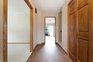 954 Chippewa Dr, Crown Point, IN 46307 - Photo 6