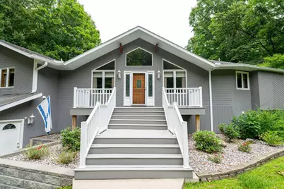 471 E 830 N, Valparaiso, IN 46383 - Photo 2