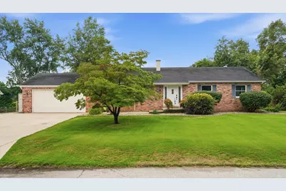 807 21st Street SW, Demotte, IN 46310 - Photo 2