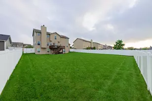 1426 Gates Dr, Schererville, IN 46375 - Photo 24